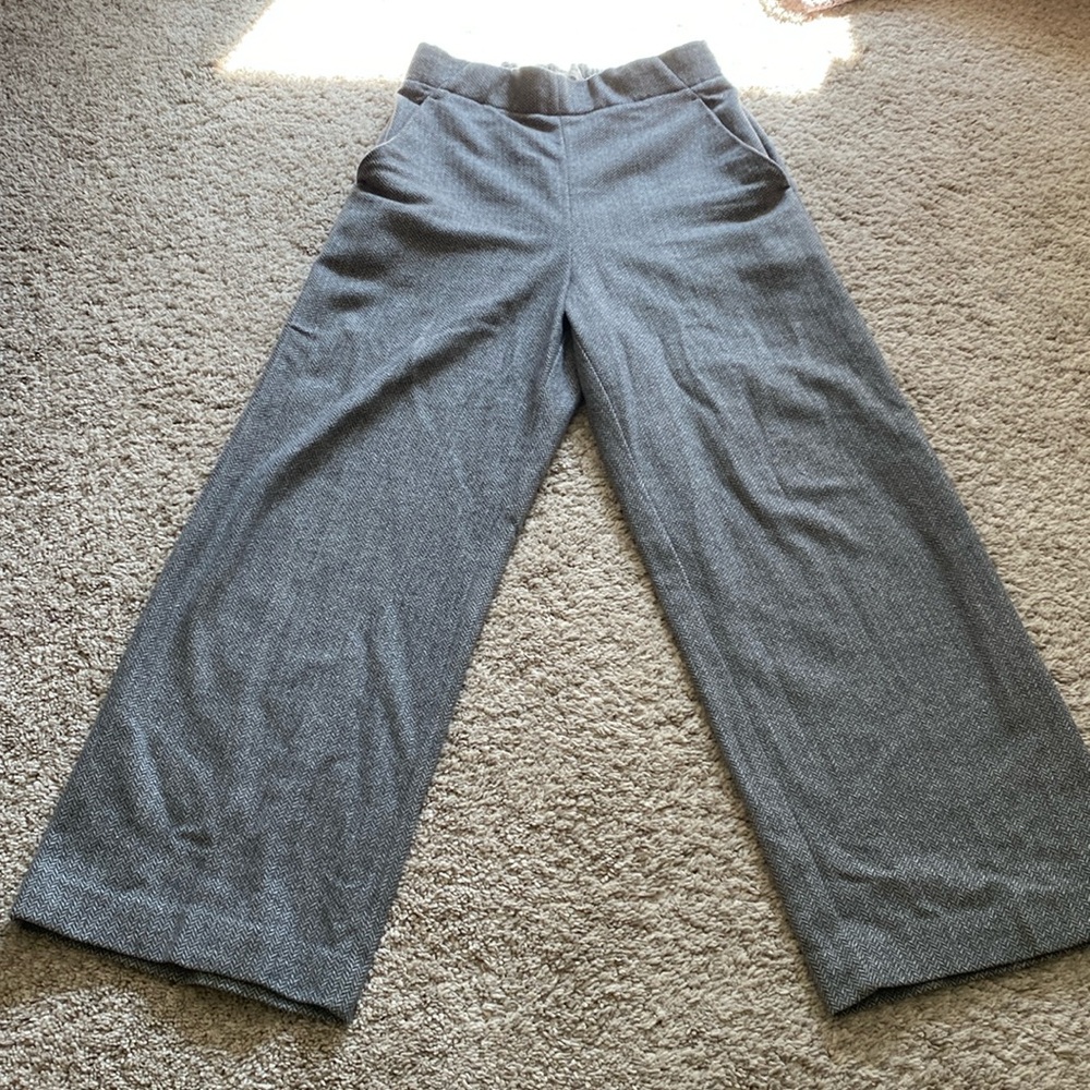 Grey wool pull on Wilfred pants